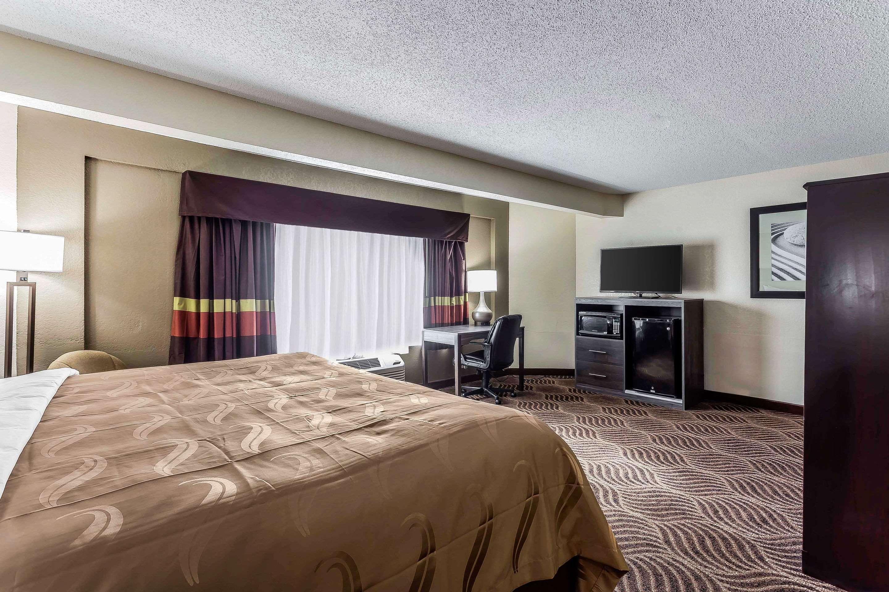 Quality Inn & Suites Salisbury Esterno foto