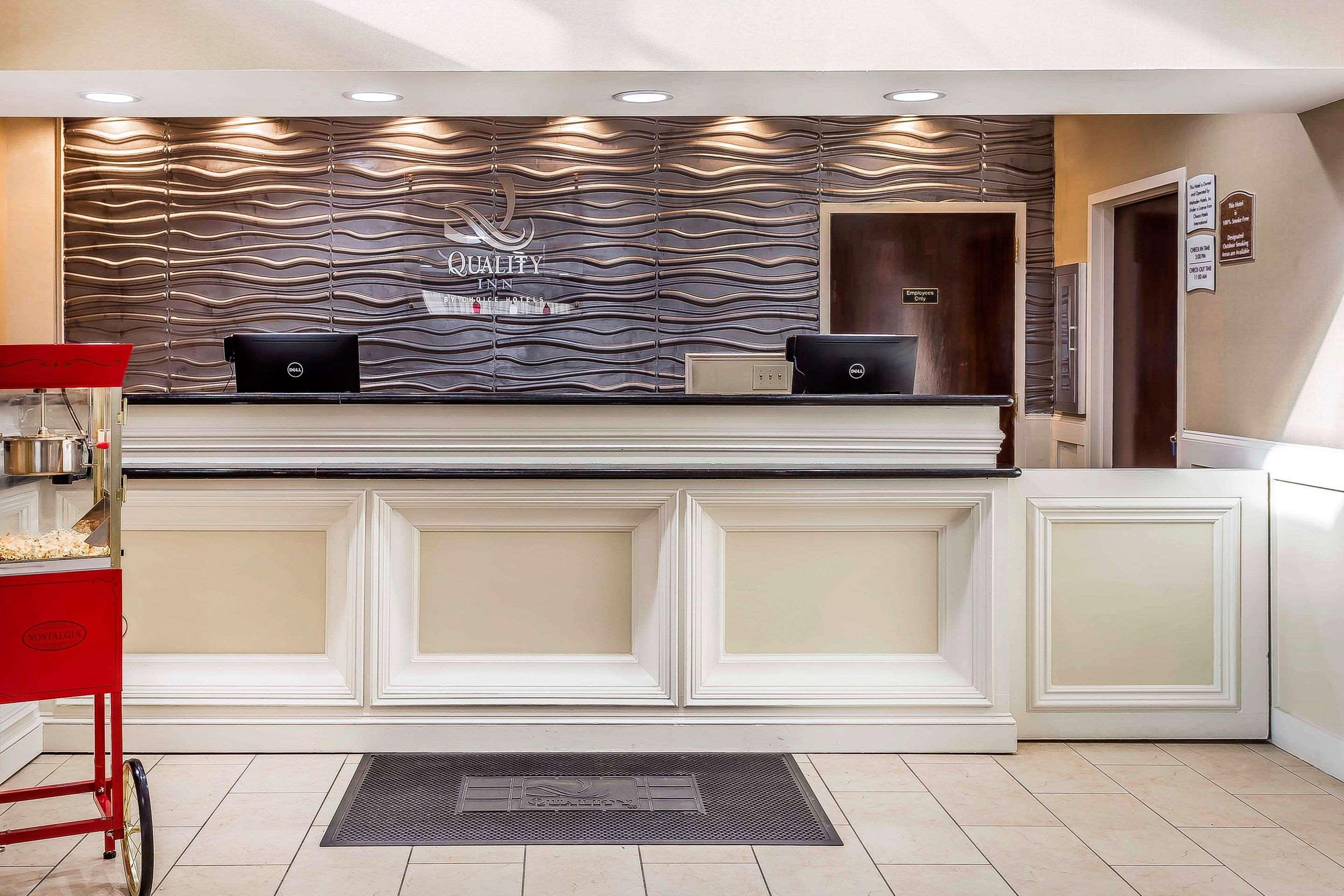 Quality Inn & Suites Salisbury Esterno foto