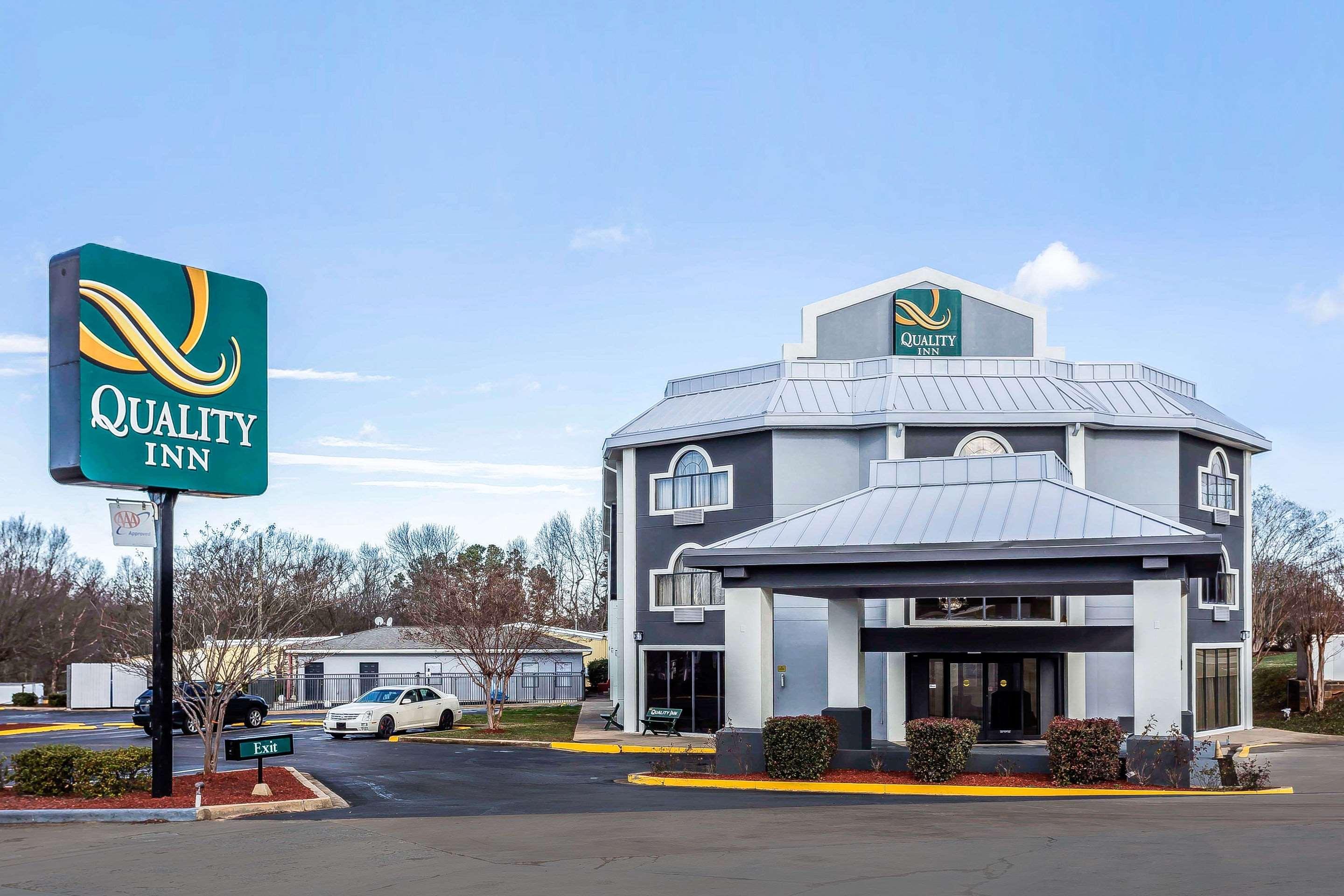 Quality Inn & Suites Salisbury Esterno foto