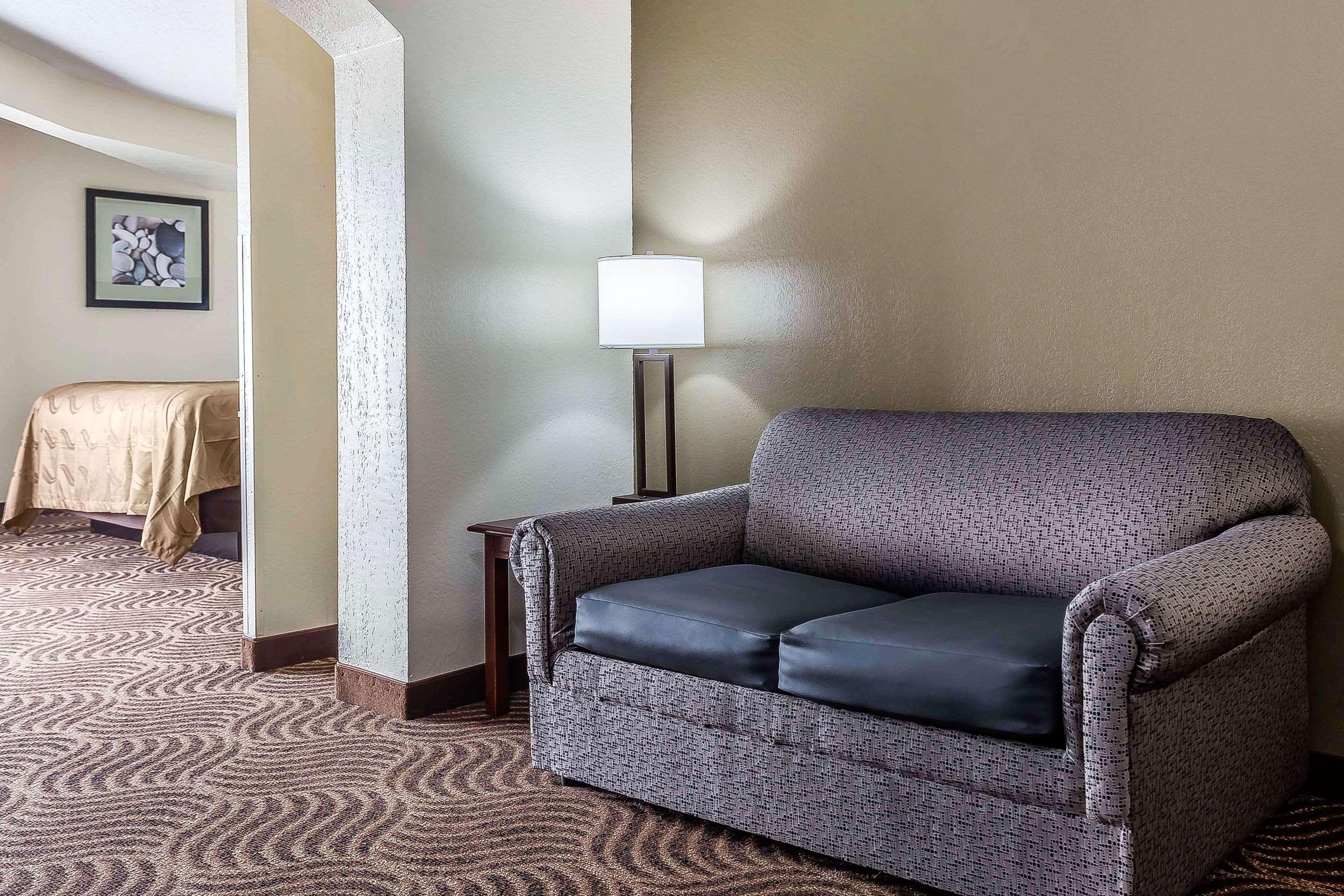 Quality Inn & Suites Salisbury Esterno foto