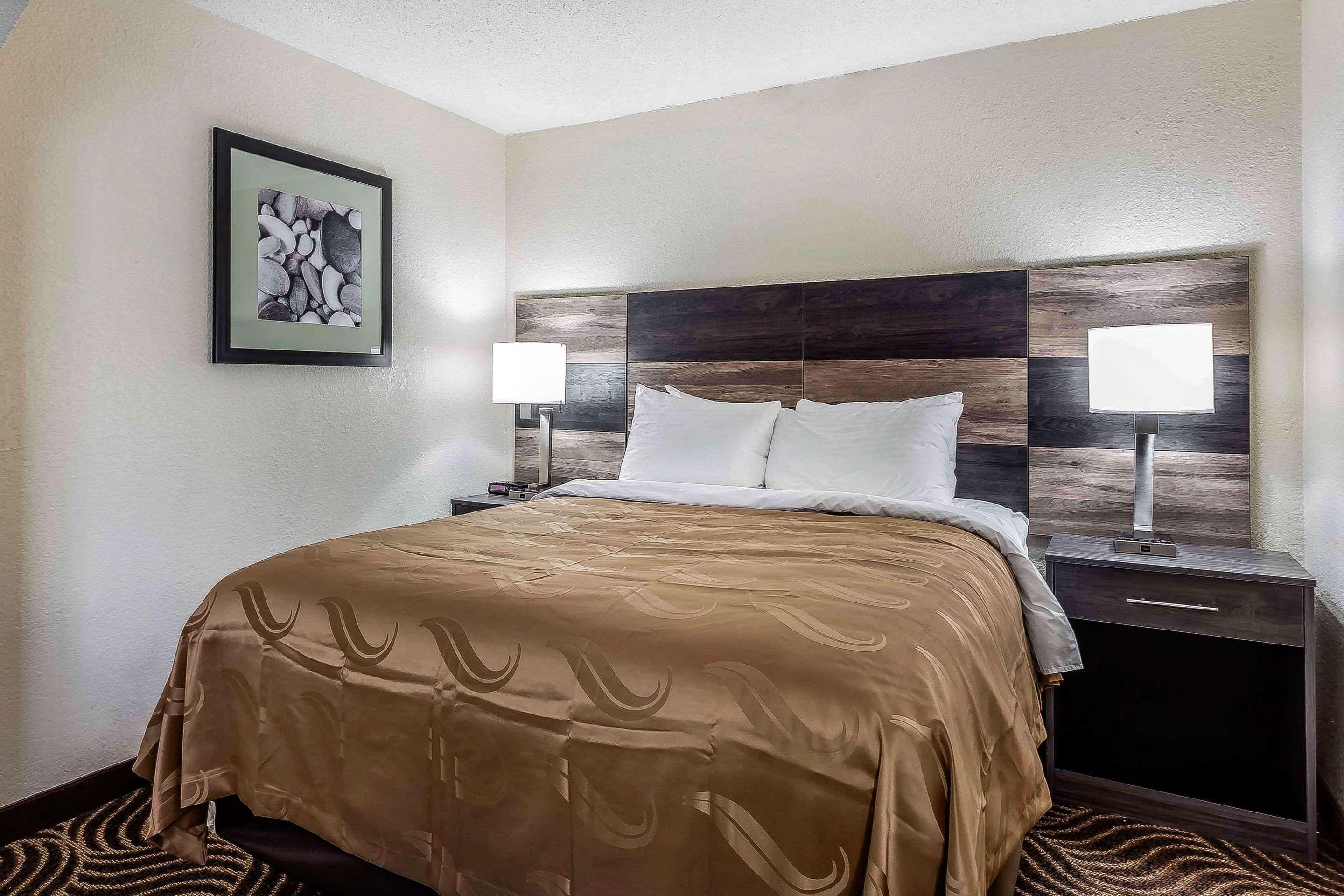 Quality Inn & Suites Salisbury Esterno foto